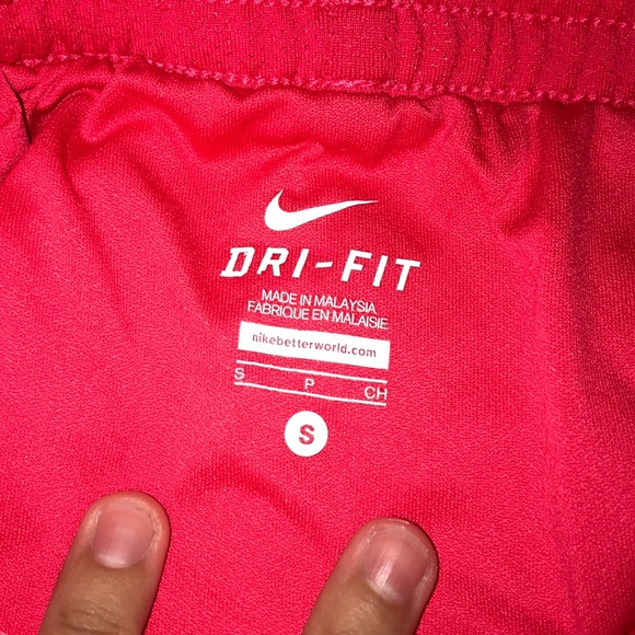 Nike shorts - Picture 2 of 2